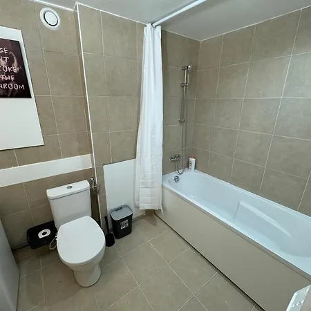 Apartment Eclectic In Near Montmartre Paris